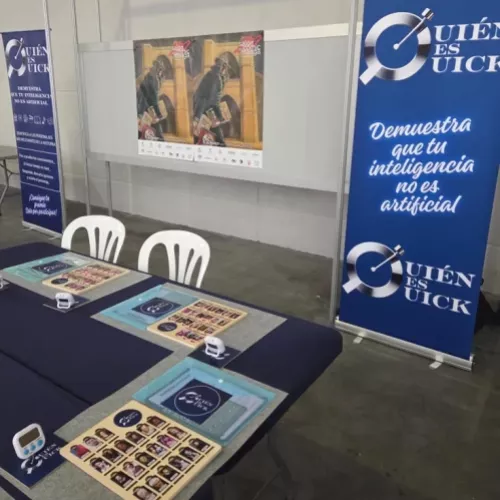 Participantes en el concurso cultural “Quién es Quick”