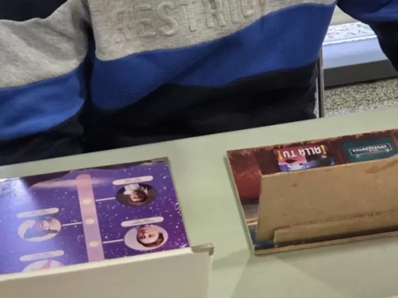 Momento de la yincana cultural “Expedición Bitácora”