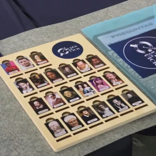 Reto cultural durante el concurso “Quién es Quick”