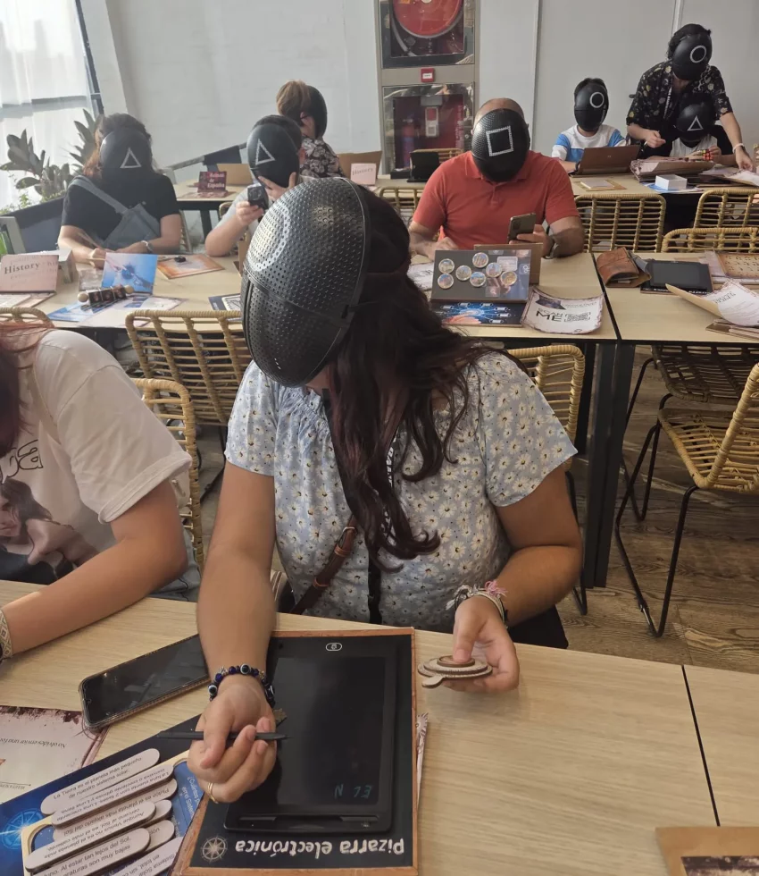 Imagen relacionada con los objetivos de la yincana educativa &ldquo;Expedici&oacute;n Bit&aacute;cora&rdquo; en Valladolid, una actividad basada en juegos y retos cooperativos para fomentar el aprendizaje y el trabajo en equipo.